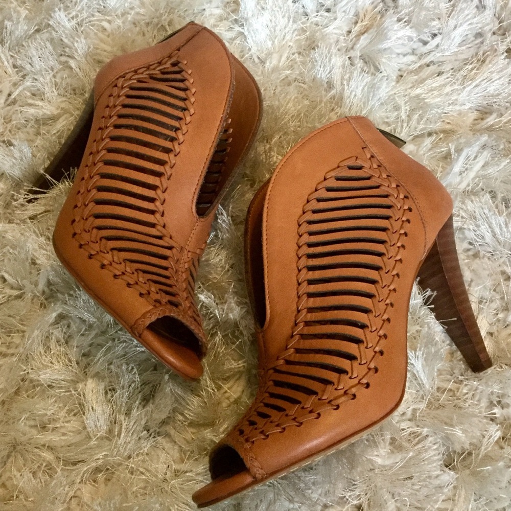 New Vince Camuto Bootie Sandal